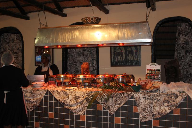 Gooderson DumaZulu Lodge Hluhluwe Buitenkant foto